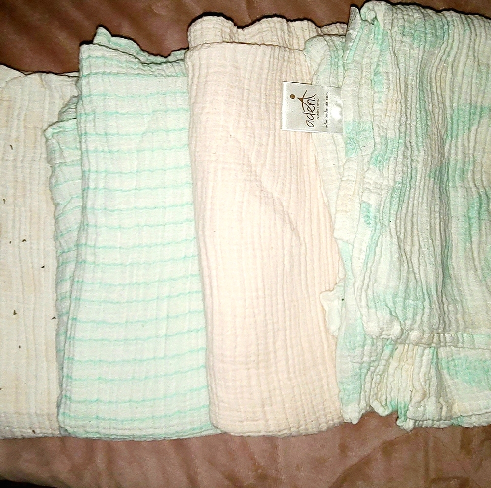 Swaddle blankets